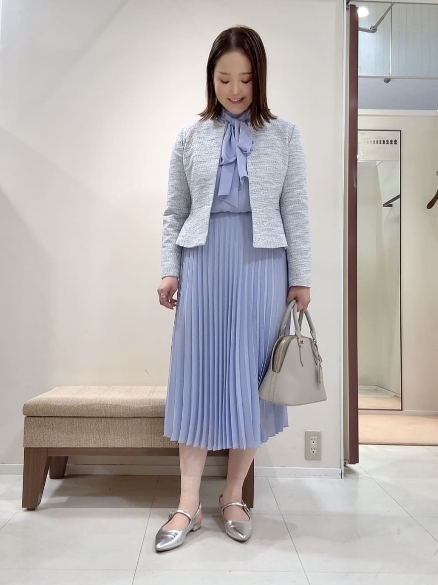 YUIさんの「UNTITLED｜【きれいめ】ツイード ペプラムジャケット」を使ったコーディネート