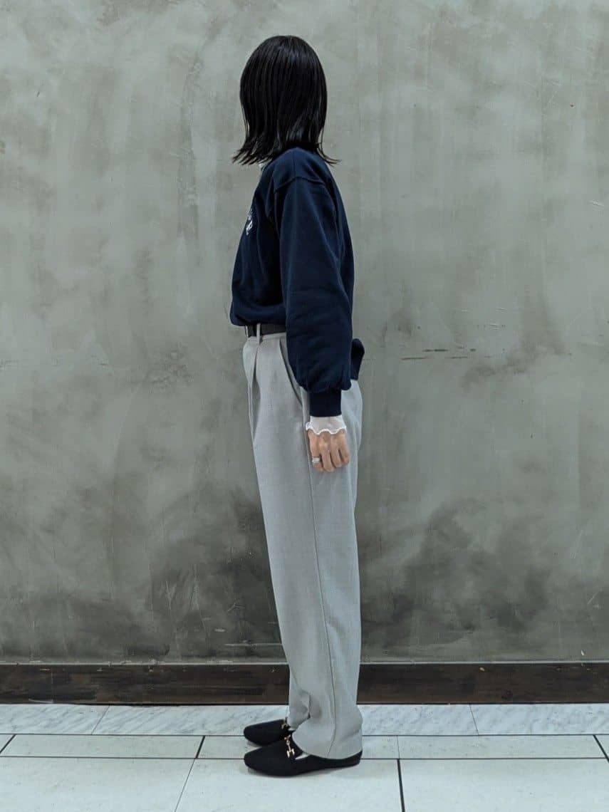 shioさんの「grove｜シアー切替ハイネックプルオーバー」を使ったコーディネート