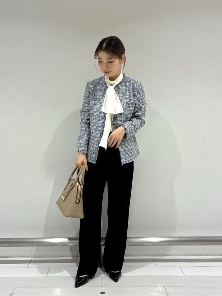 Rinさんの「UNTITLED｜【仕事着/スーツ】ファンシーツイード ジャケット」を使ったコーディネート