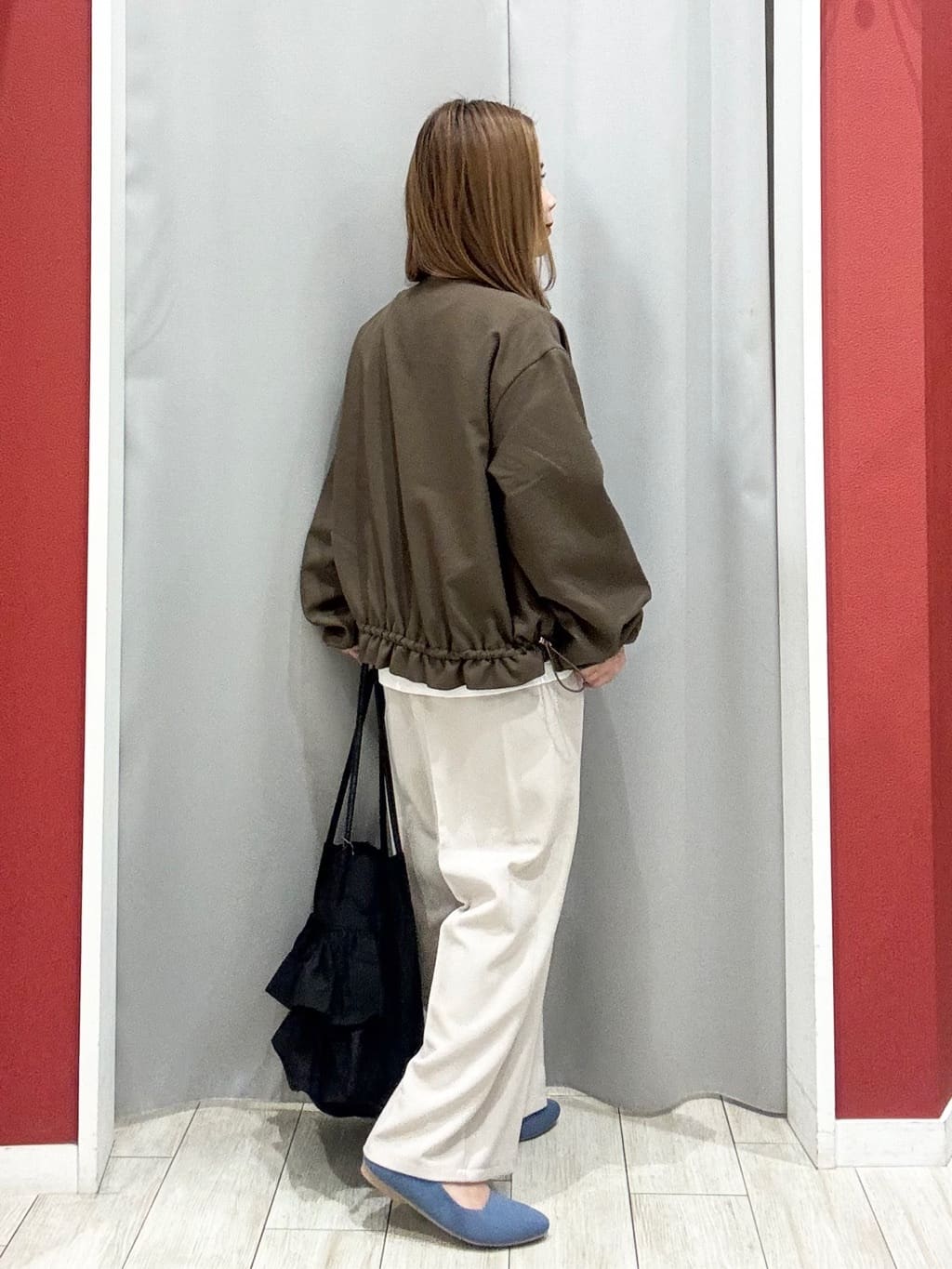 shioさんの「SHOO･LA･RUE｜【高レビュー/洗濯機可/S-LL】さらっと着られる 8分袖Ⅴネックニット」を使ったコーディネート