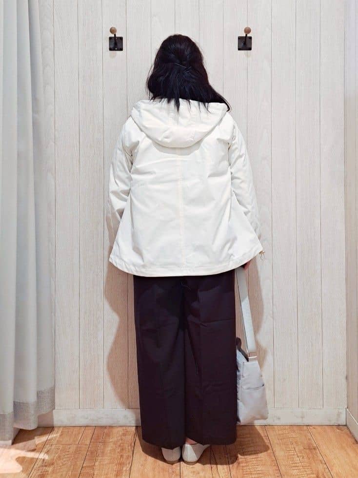 kotomiさんの「SHOO･LA･RUE｜【防花粉/高レビュー】きれいもかっこいいも叶える 欲張りマウンテンパーカ」を使ったコーディネート