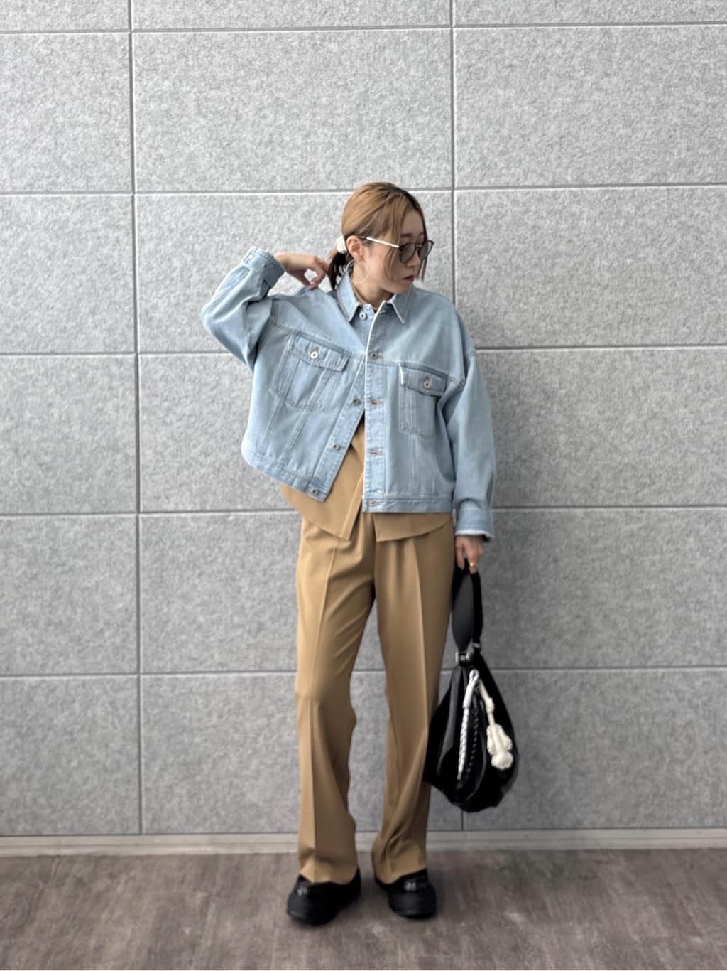 kotakiさんの「INDIVI｜Comfy SET UP｜ストレートフレアパンツ【セットアップ対応／通勤／カセット服／接触冷感／UV」を使ったコーディネート