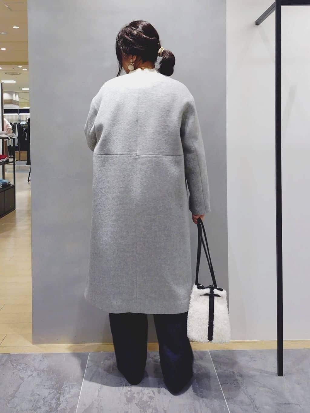 TOMOMIさんの「INDIVI｜【褒められパンツ／ウール混】ウォームウール ワイドパンツ」を使ったコーディネート