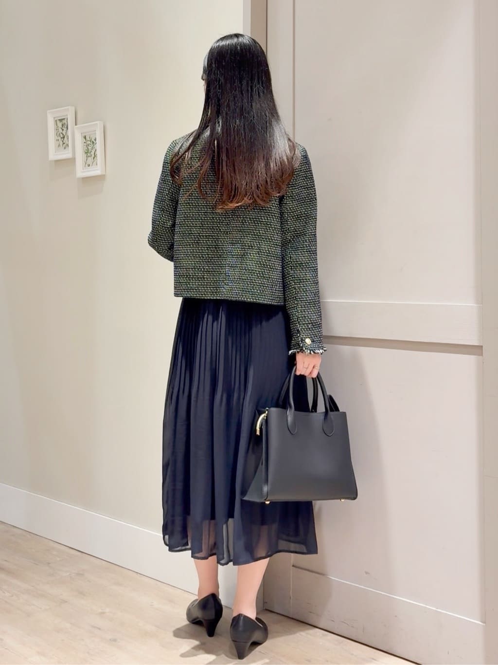 Mayuさんの「grove｜【ハレの日・通勤】着回しできる上品ツイードジャケット」を使ったコーディネート