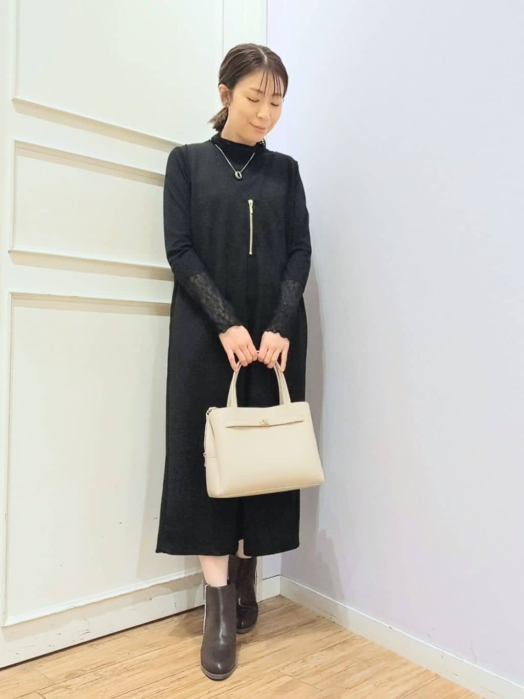 miomioさんの「SHOO･LA･RUE｜エポリングネックレス」を使ったコーディネート