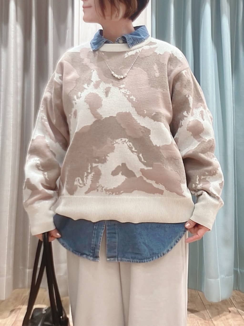 aaamiさんの「SHOO･LA･RUE｜【洗濯機可/S-LL】1枚で華やかに ラメ入りニュアンス柄ニット」を使ったコーディネート