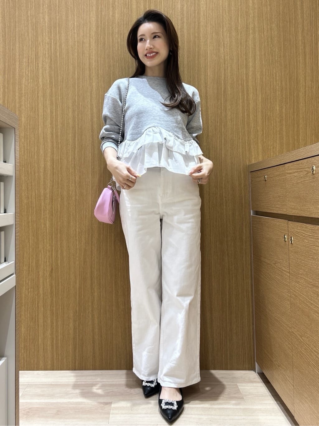 maiさんの「OPAQUE.CLIP｜裾フリルドッキングトップス【洗濯機OK】」を使ったコーディネート