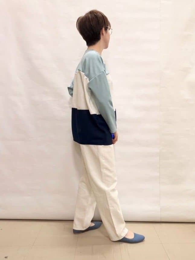 なっちゃんさんの「SHOO･LA･RUE｜【SHOO・LA・RUE DENIM】大人のきれいめカジュアルに デニムテーパードパンツ」を使ったコーディネート