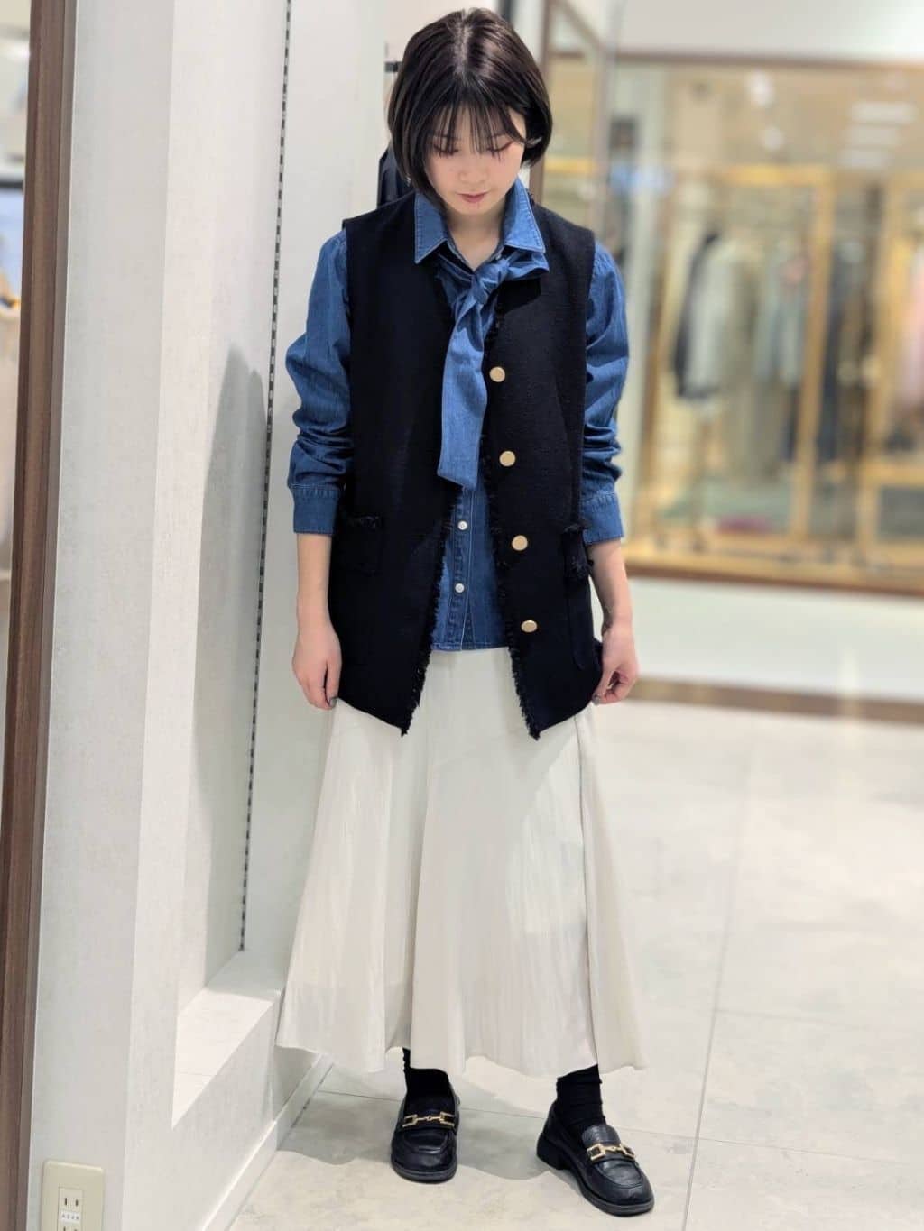 nonoさんの「UNTITLED｜【オンオフ使える】スラブツイード ジレ」を使ったコーディネート