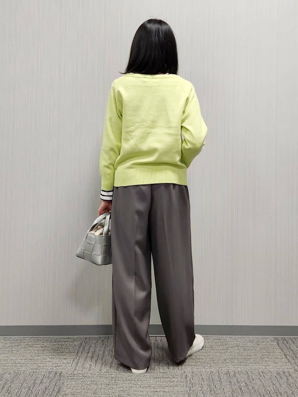 naraさんの「Dessin｜【洗える】コットンVネックニット」を使ったコーディネート