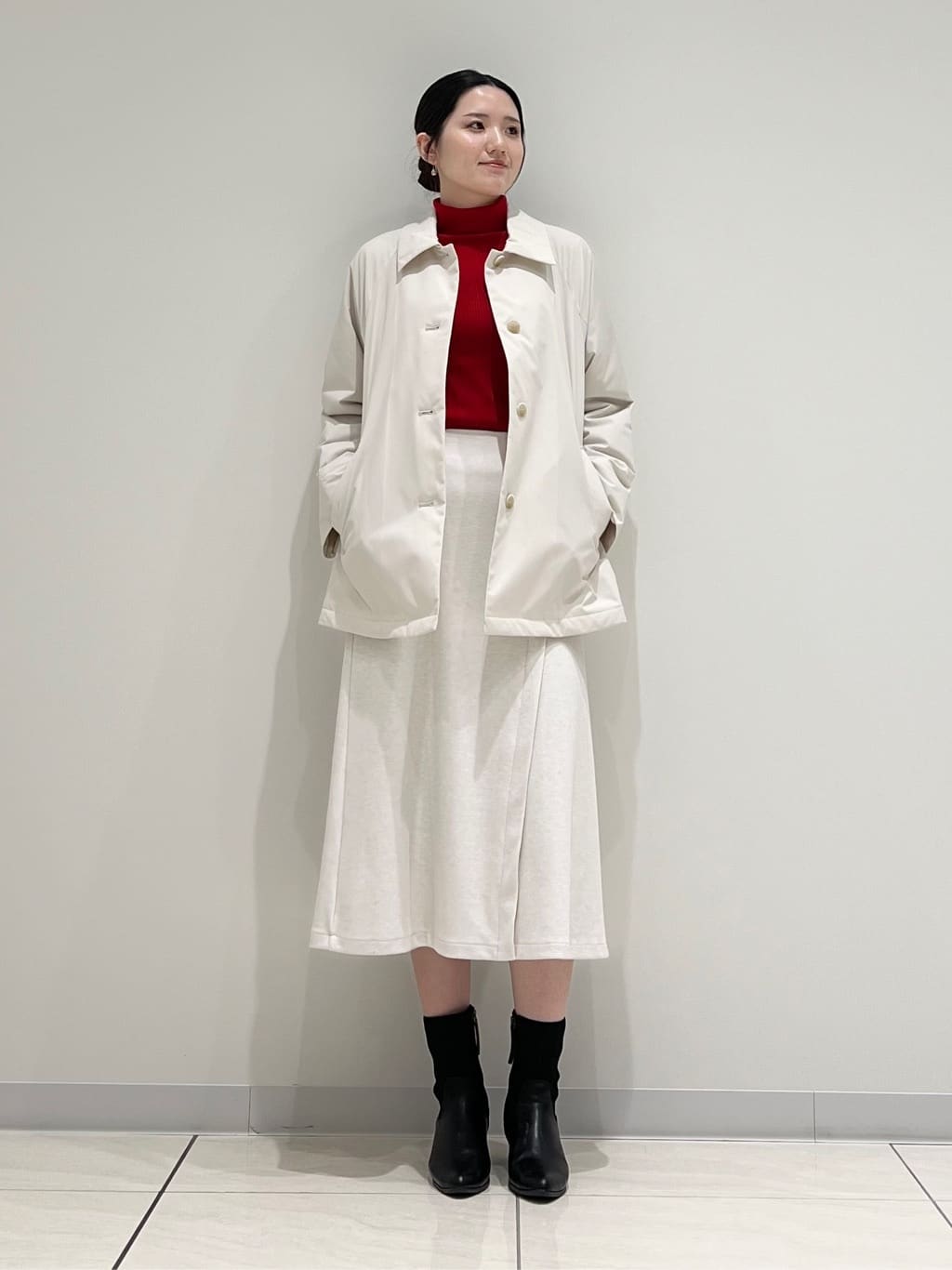 T.Kさんの「INDIVI｜【洗える／毛玉になりにくい】エクストラファインウール リブタートルニット」を使ったコーディネート