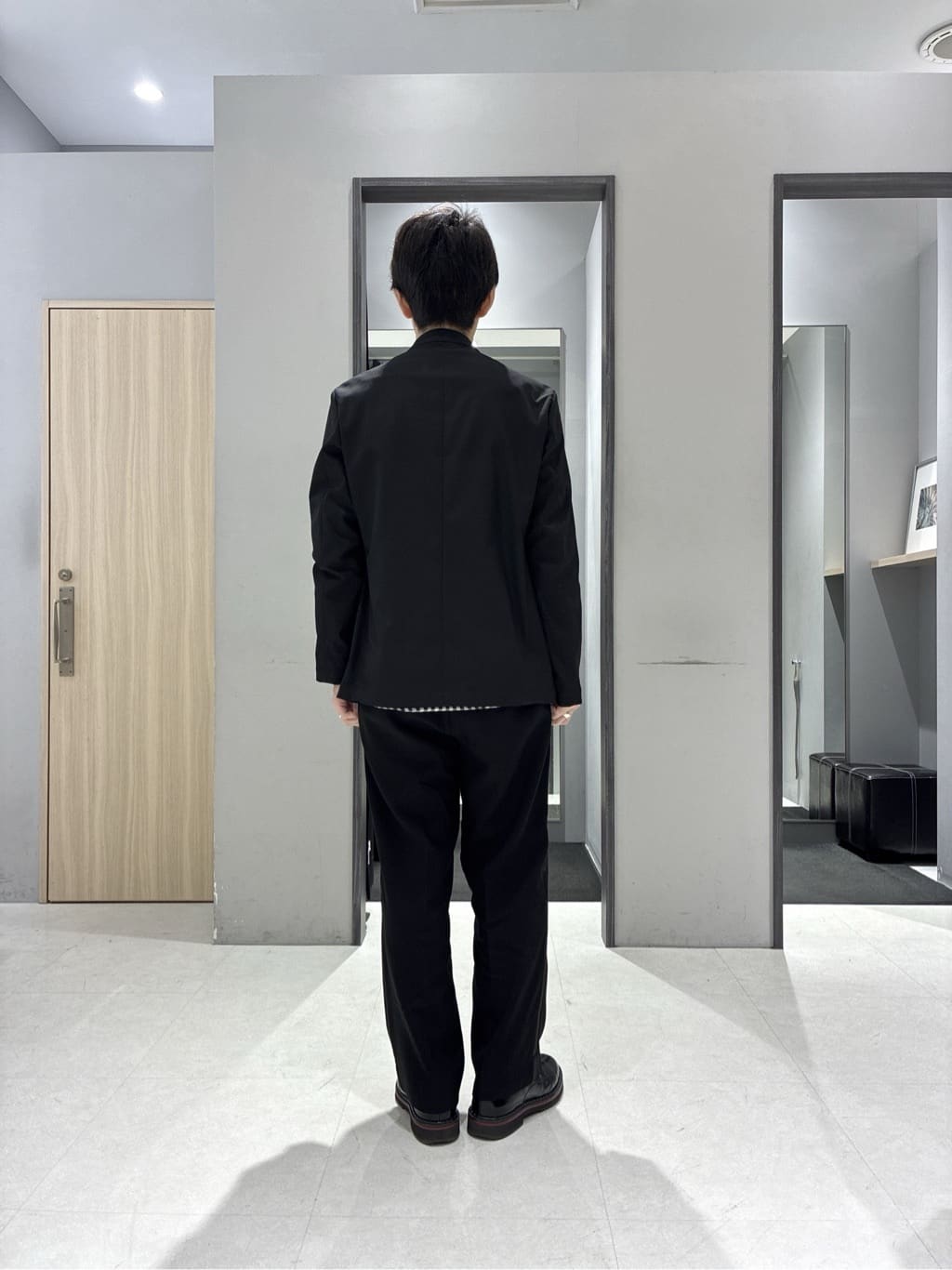 わいずみさんの「TAKEO KIKUCHI｜【ON／OFF兼用】CARREMANファブリック ノーカラージャケット」を使ったコーディネート