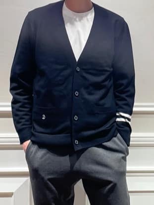 橋本さんの「DRESSTERIOR｜コンフォータブル ジョガーパンツ」を使ったコーディネート