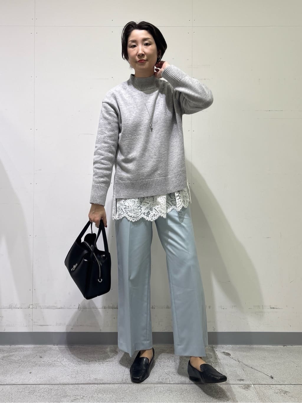 yuriさんの「INDIVI｜【カシミヤ混】ミドルゲージ ハイネックニット」を使ったコーディネート