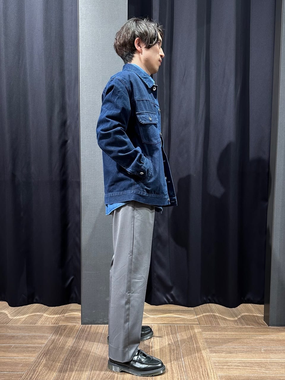 tomoyaさんの「THE SHOP TK｜【大人にも取り入れやすい】デニムジャケット セットアップ可/洗濯機OK」を使ったコーディネート