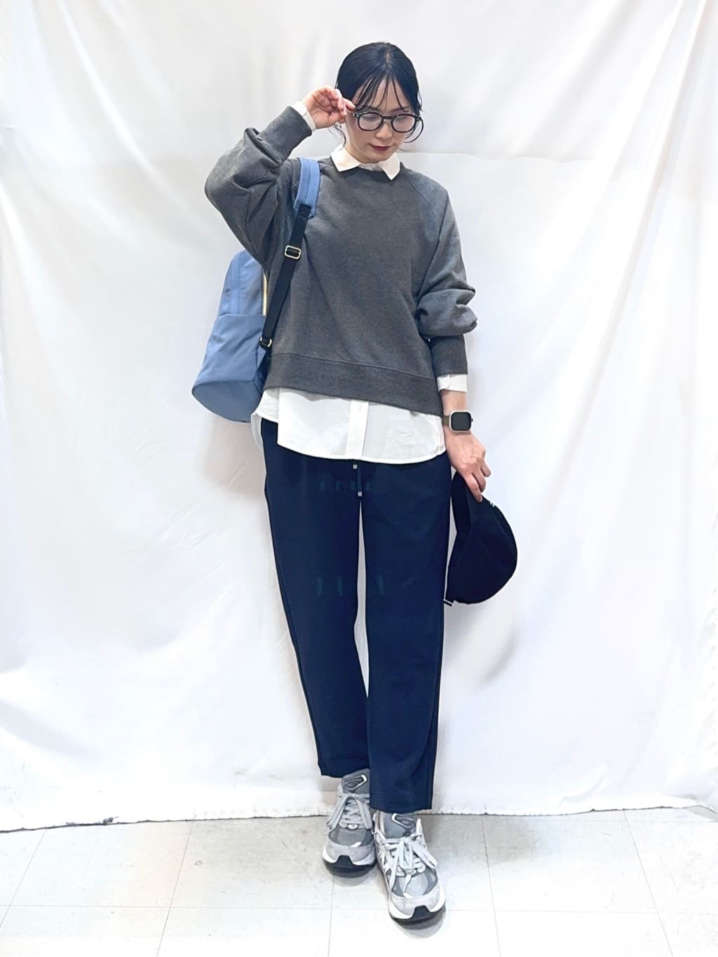 𝐇𝐢𝐫𝐨𝐦𝐢さんの「SHOO･LA･RUE｜【選べる色・柄/S-LL】通年使える レギュラーカラーシャツ」を使ったコーディネート