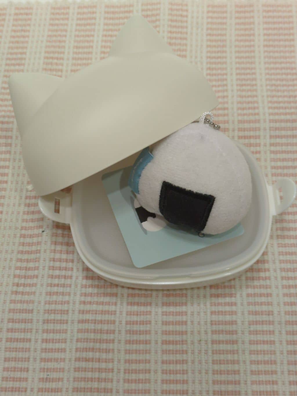 skiさんの「212 KITCHEN STORE｜にゃお ねこみみおにぎりケース  P」を使ったコーディネート