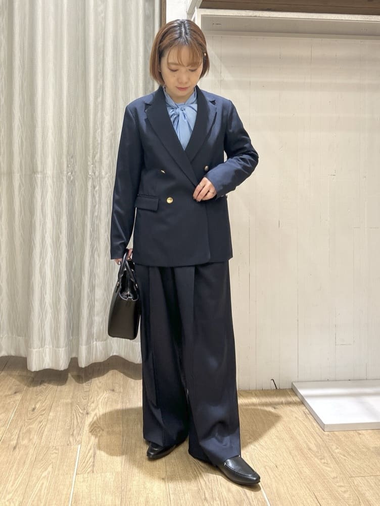 ga_riさんの「THE SHOP TK｜【通勤にもデイリーにも】CAVIAN 金ボタンダブルブレストジャケット」を使ったコーディネート