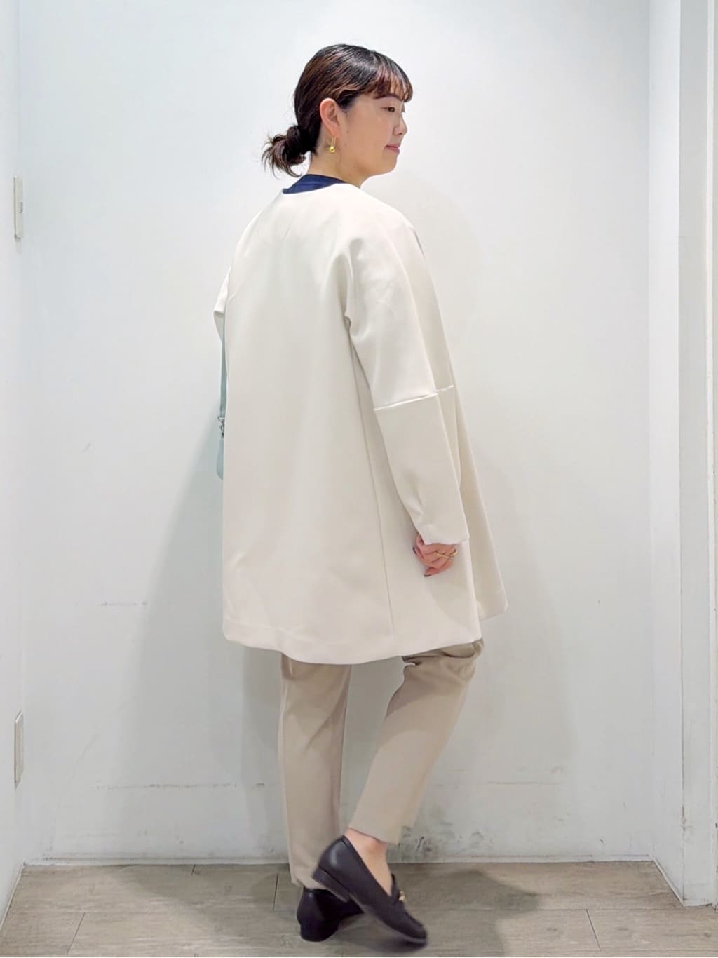 sumicaさんの「OPAQUE.CLIP｜フォルムスリーブミドルコート【洗濯機OK】」を使ったコーディネート
