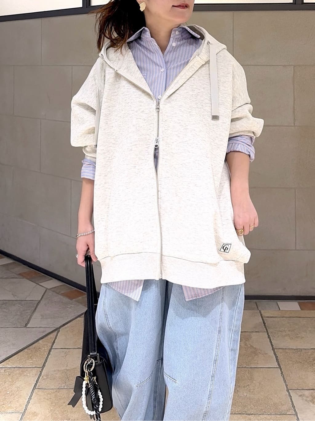 よねさんの「INDIVI｜Timeless｜ビッグポケットフォルムシャツ【接触冷感】」を使ったコーディネート