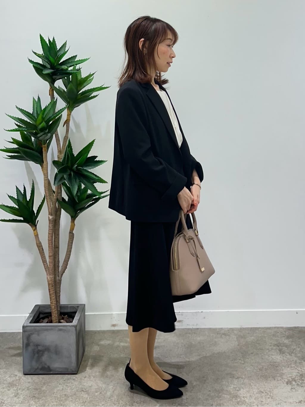 Miwaさんの「UNTITLED｜【透けにくい/ウエストイン見え】タックブラウス」を使ったコーディネート