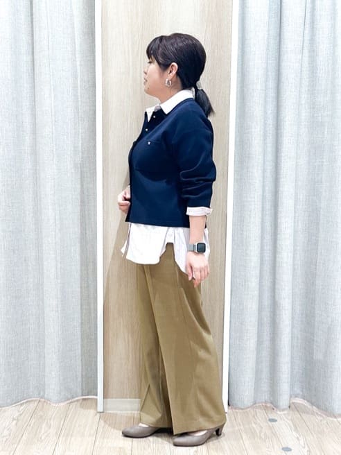 naoさんの「grove｜【撥水／シルエット2WAY】羽織るだけでサマになる、スタンドネックテントラインコート」を使ったコーディネート