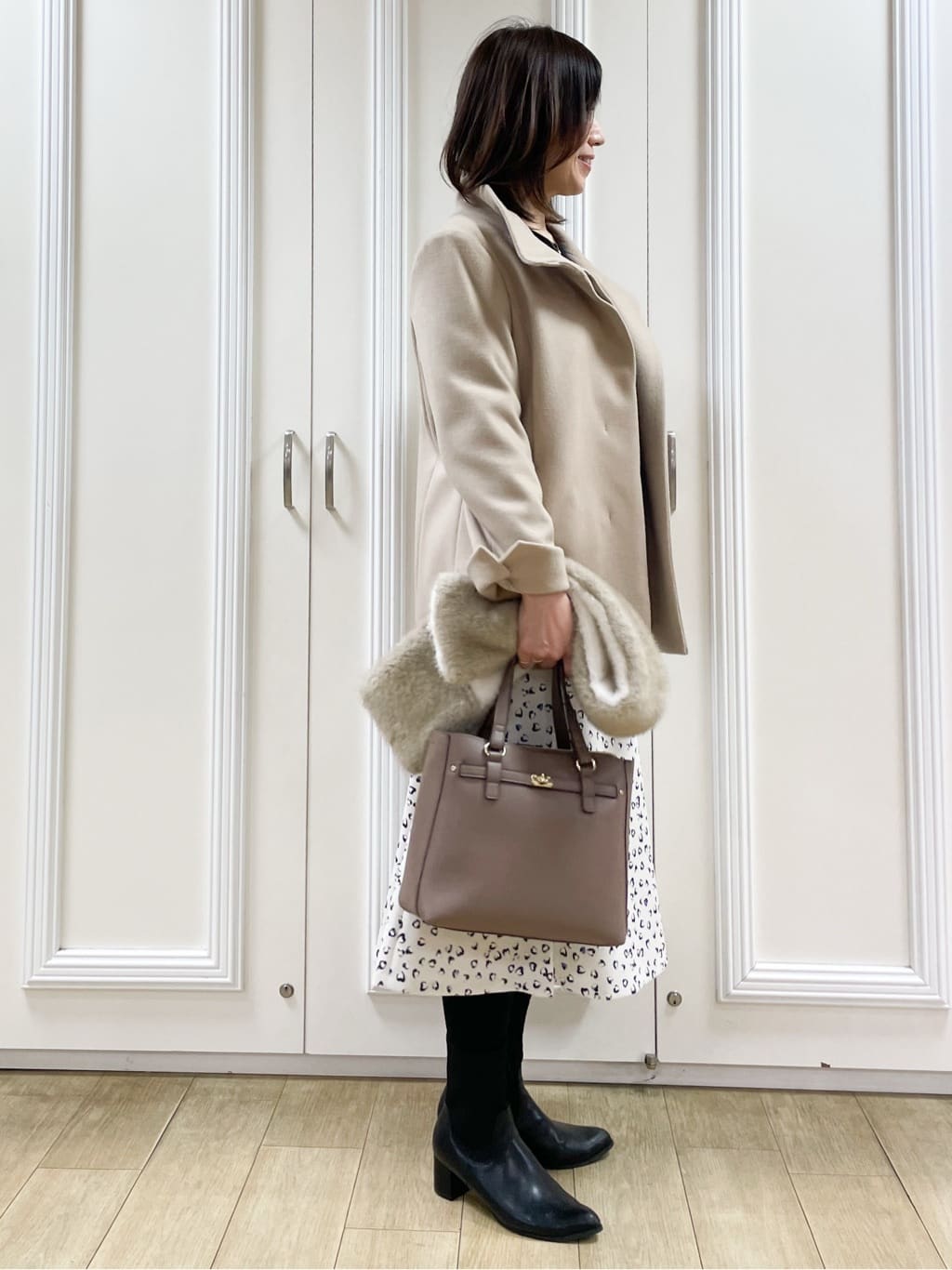 めいさんの「Reflect｜【SS-4Lサイズ／衿が顔に当たらない◎】スタンドネックミドルコート」を使ったコーディネート