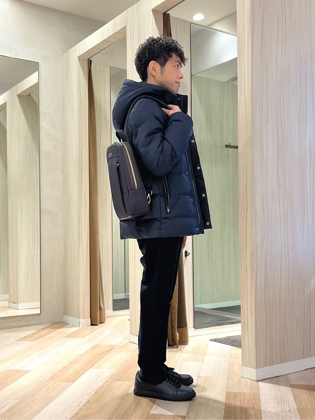 URAさんの「TAKEO KIKUCHI｜カラーコンビ ダウンブルゾン」を使ったコーディネート