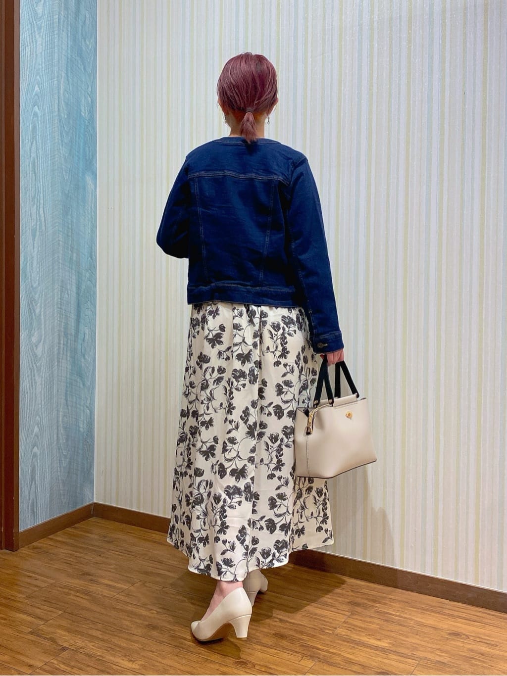 ayaさんの「SHOO･LA･RUE｜【SHOO・LA・RUE DENIM/S-LL/高レビュー】大人のための ノーカラーデニムジャケット」を使ったコーディネート