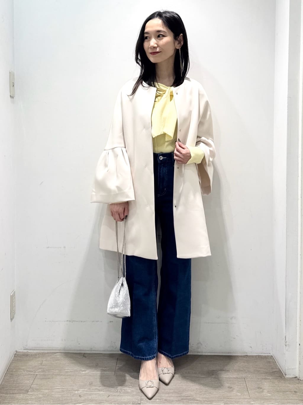 yuicciさんの「OPAQUE.CLIP｜フレアスリーブミドルコート【洗濯機OK】」を使ったコーディネート