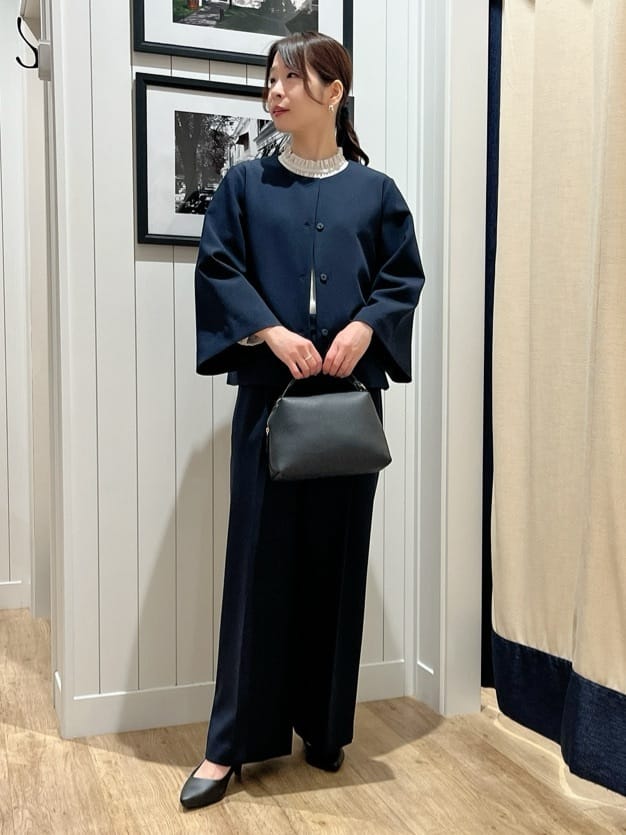 mihoさんの「Dessin｜【洗える】フリルネックジョーゼットブラウス」を使ったコーディネート