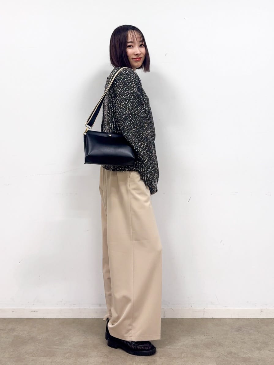 𝐜𝐡𝐢𝐤𝐚さんの「SHOO･LA･RUE｜【洗濯機可/前後2WAY】ぽこぽこニットカーディガン」を使ったコーディネート