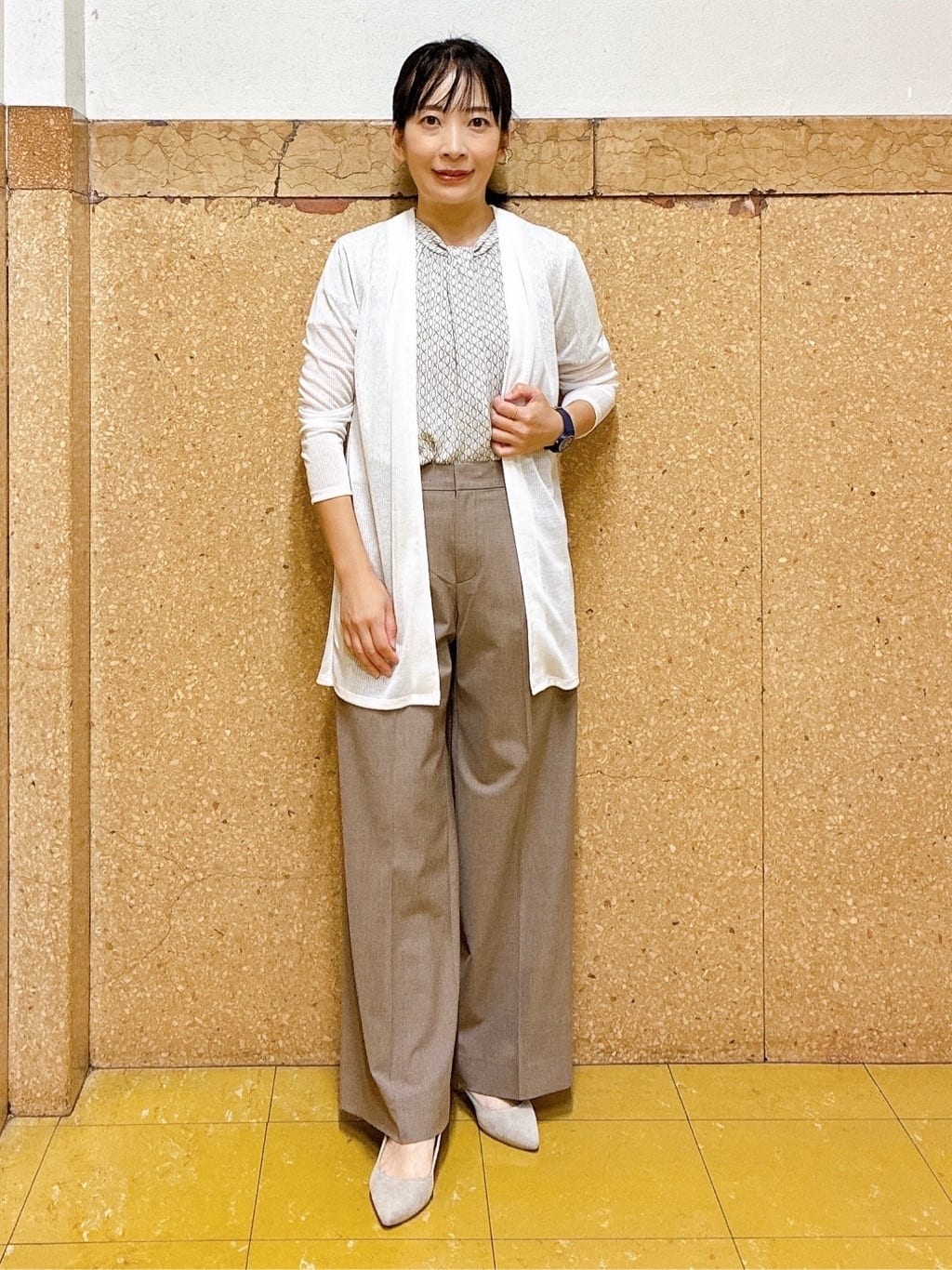 hattoriさんの「INDIVI｜【UVケア】モノグラム ボウタイデザインブラウス」を使ったコーディネート