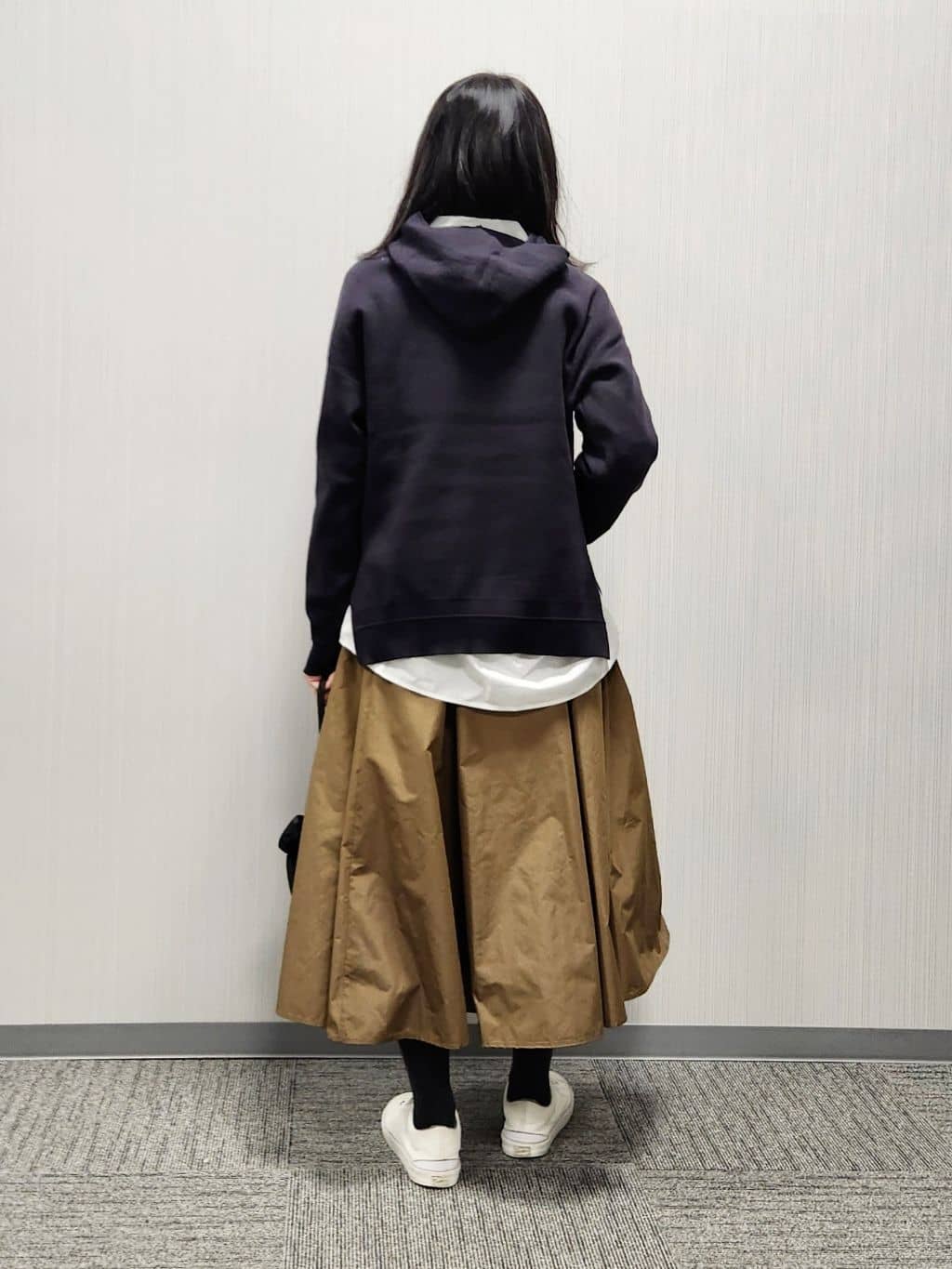 naraさんの「Dessin｜【洗える／体型カバー】ちょうどいいニットパーカ」を使ったコーディネート