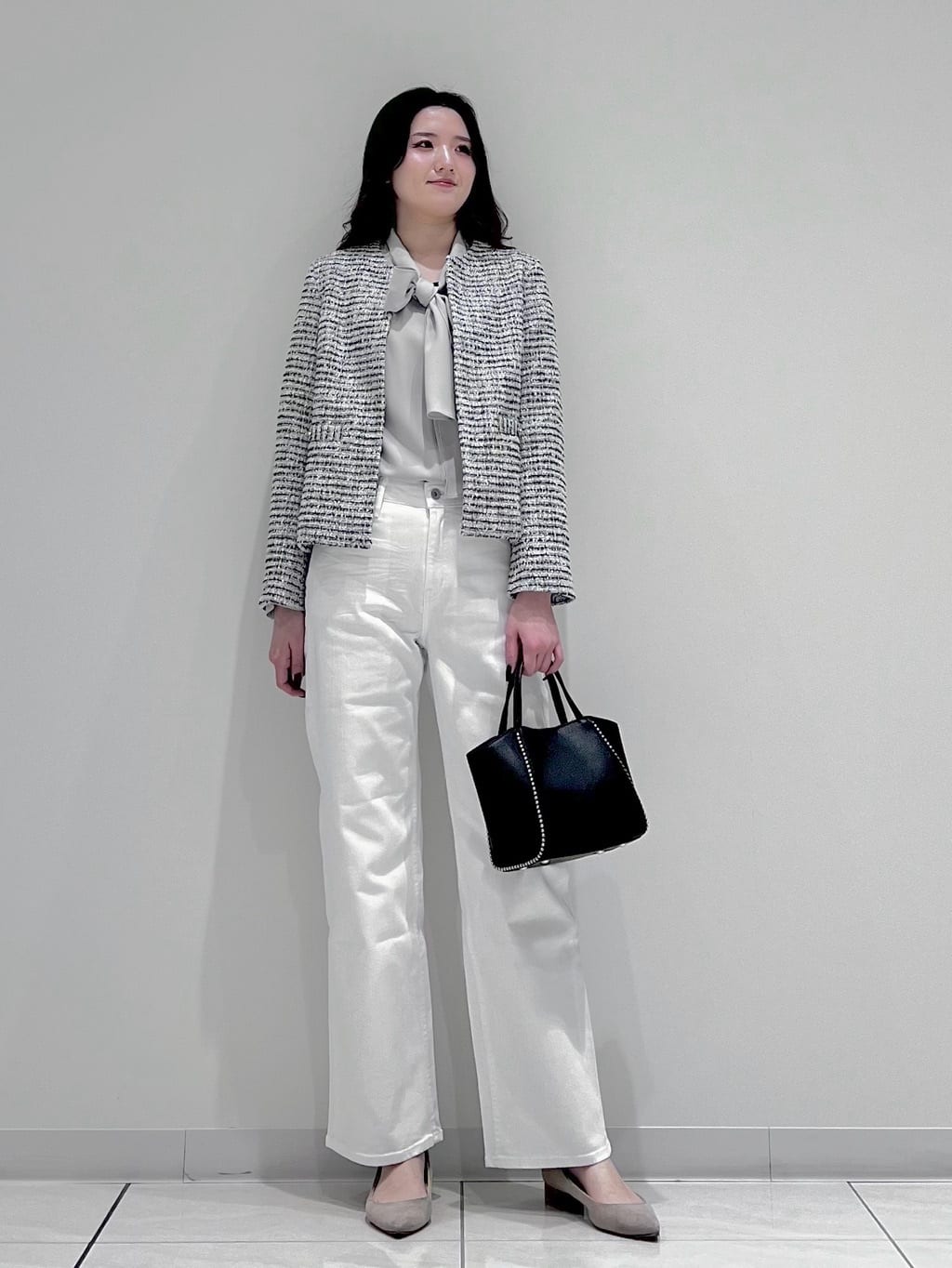 T.Kさんの「INDIVI｜【洗える】ジョーゼットボウタイブラウス」を使ったコーディネート