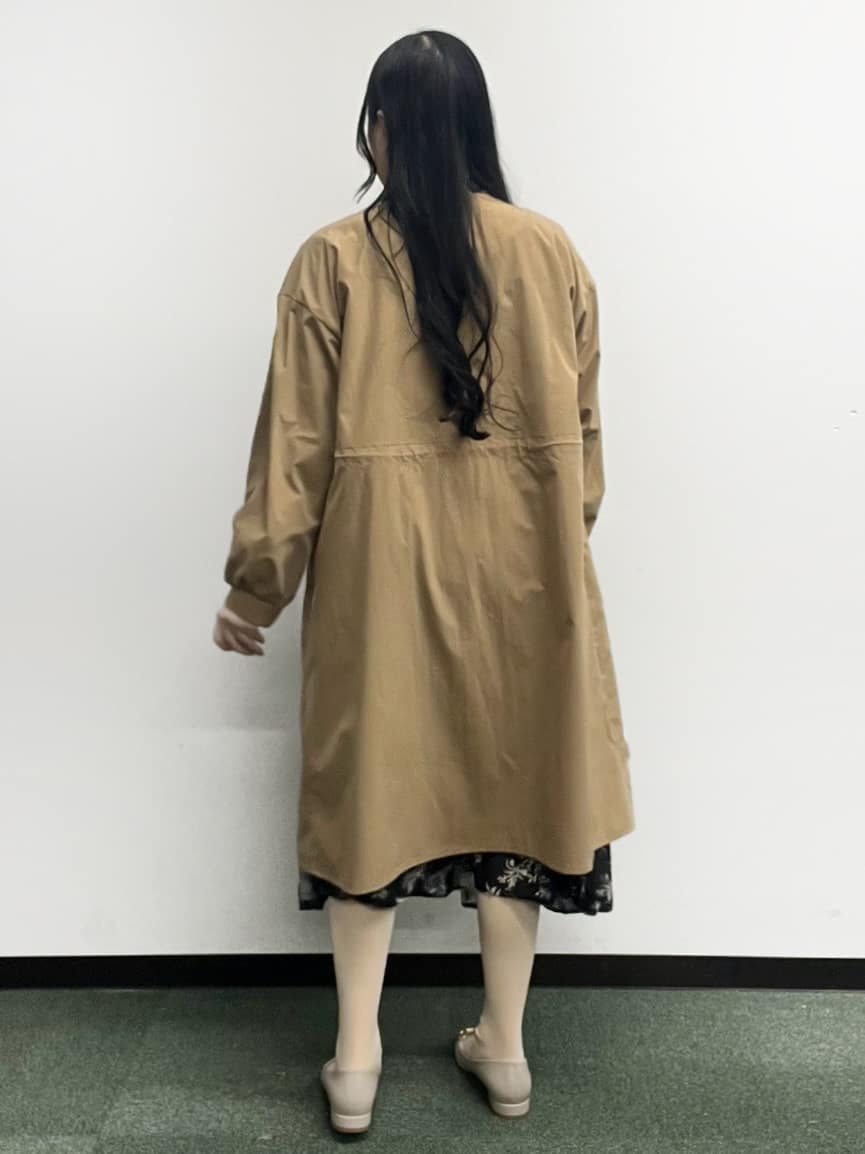 Hitomiさんの「index｜ヴィンテージクロスノーカラーロングコート【洗濯機OK／ストレッチ／イージーアイロン】」を使ったコーディネート