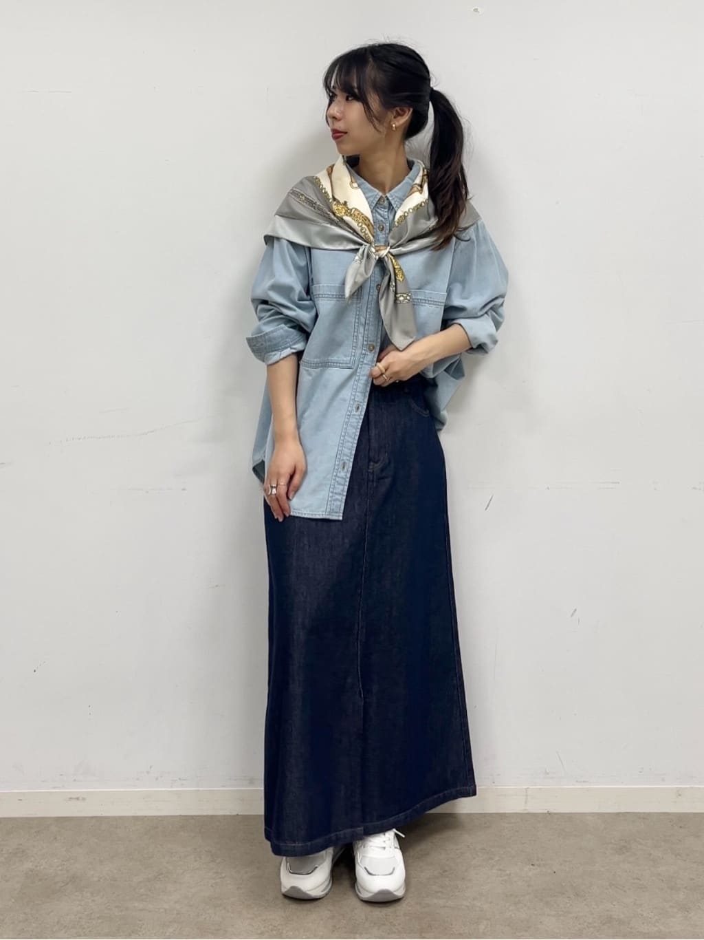 cotaniさんの「SHOO･LA･RUE｜【SHOO・LA・RUE DENIM】シンプルだから使いやすい Aラインスカート」を使ったコーディネート
