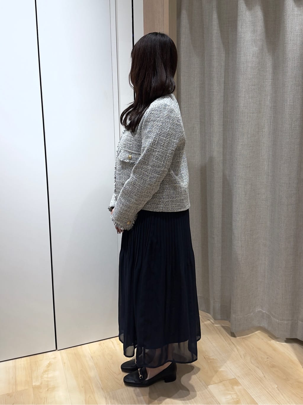 komuさんの「grove｜【ハレの日・通勤】着回しできる上品ツイードジャケット」を使ったコーディネート