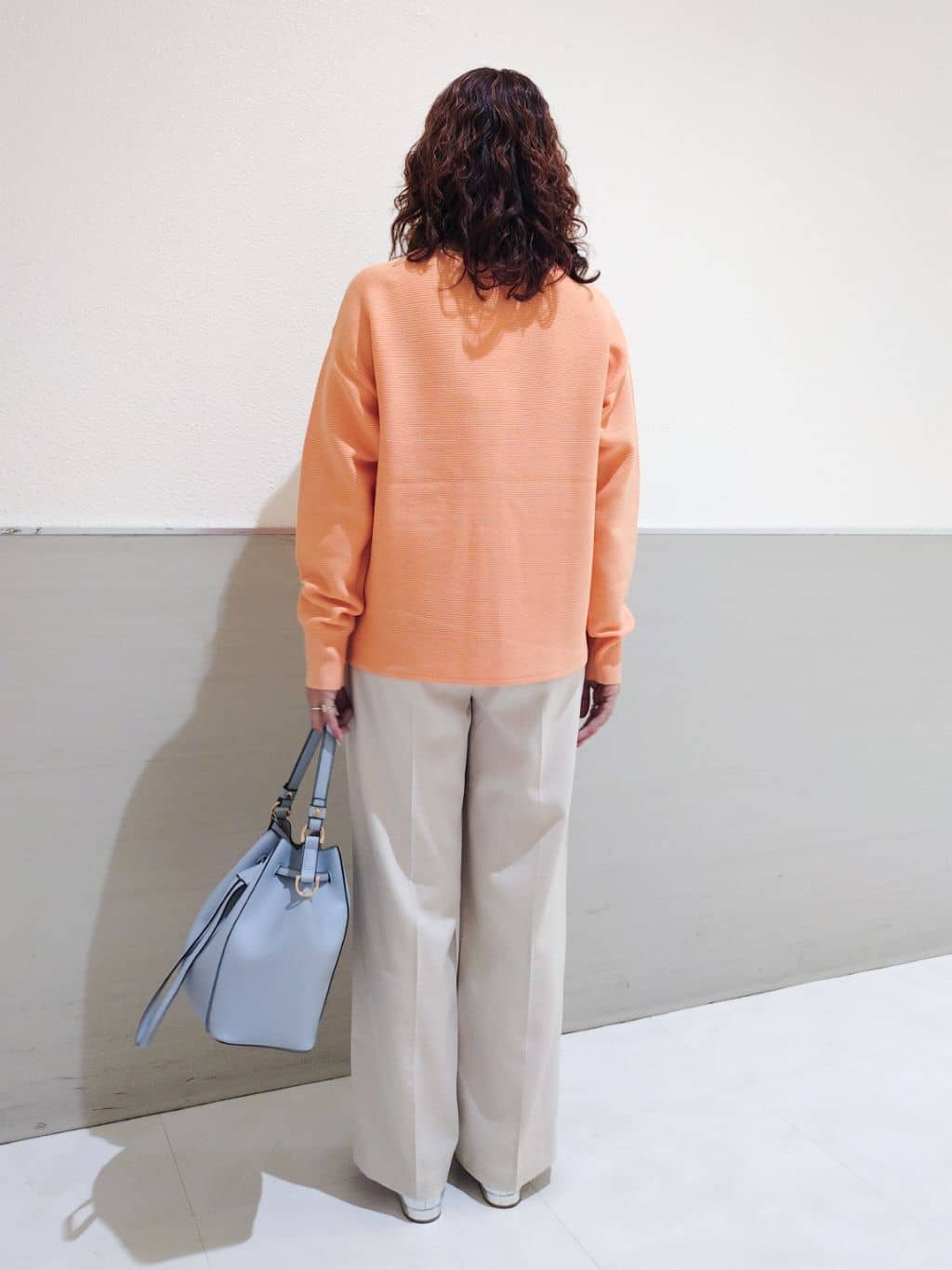 maruさんの「THE SHOP TK｜【通勤にもカジュアルにも】CAVIAN ジレ/セットアップ可」を使ったコーディネート