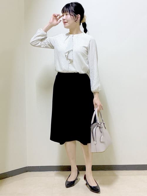  beni_gingerさんの「Reflect｜【UVカット／接触冷感】フロントフリルシフォンブラウス」を使ったコーディネート