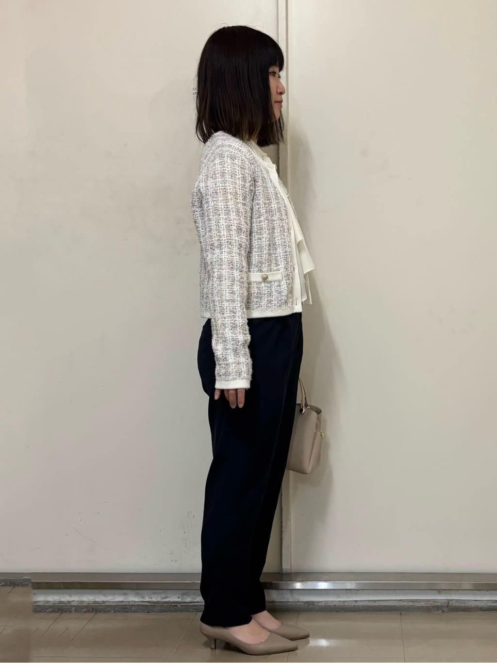 やまさんの「OPAQUE.CLIP｜ベーシックパンプス」を使ったコーディネート