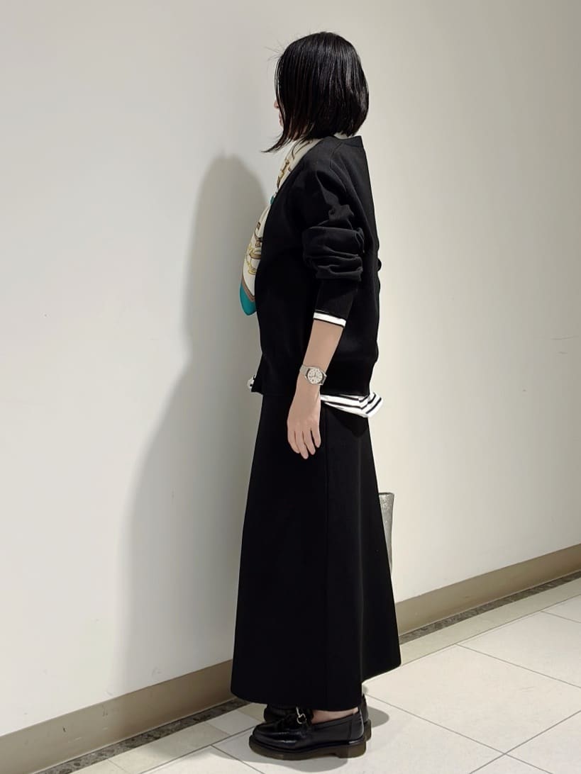 環さんの「UNTITLED｜【洗える/レイヤードTシャツ】ラウンドテールジャージプルオーバー」を使ったコーディネート