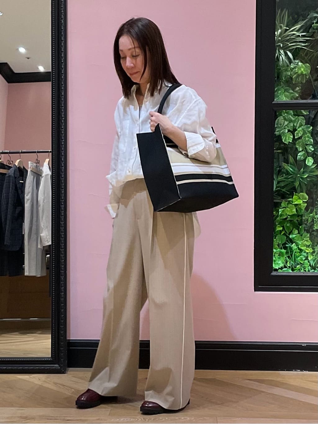 Hiwatashiさんの「DRESSTERIOR｜【人気定番/ウォッシャブル】ガーメントダイラミーシャツ」を使ったコーディネート
