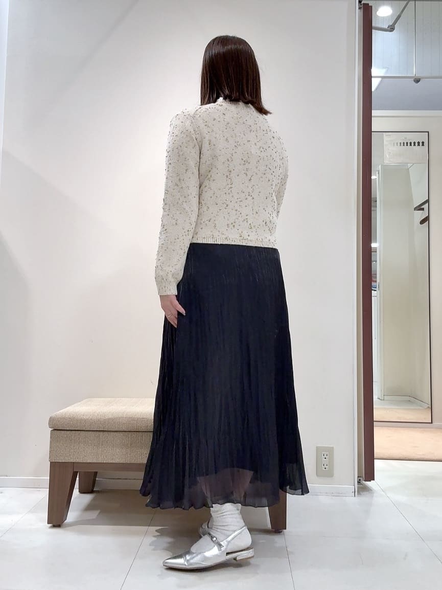 YUIさんの「UNTITLED｜◆【セレモニー/定番人気】ハイネックフリル ブラウス」を使ったコーディネート