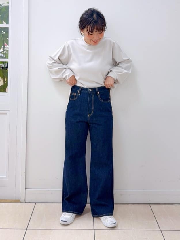 Osawaさんの「Dessin｜オーバルモチーフコードネックレス」を使ったコーディネート