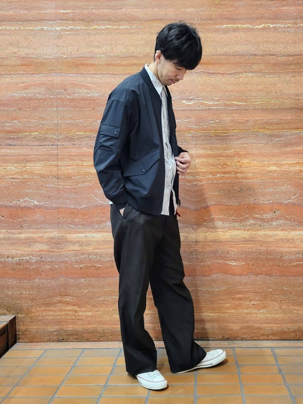 piroyaさんの「TAKEO KIKUCHI｜【BOWLER HAT LABEL】撥水 MA－1ブルゾン」を使ったコーディネート
