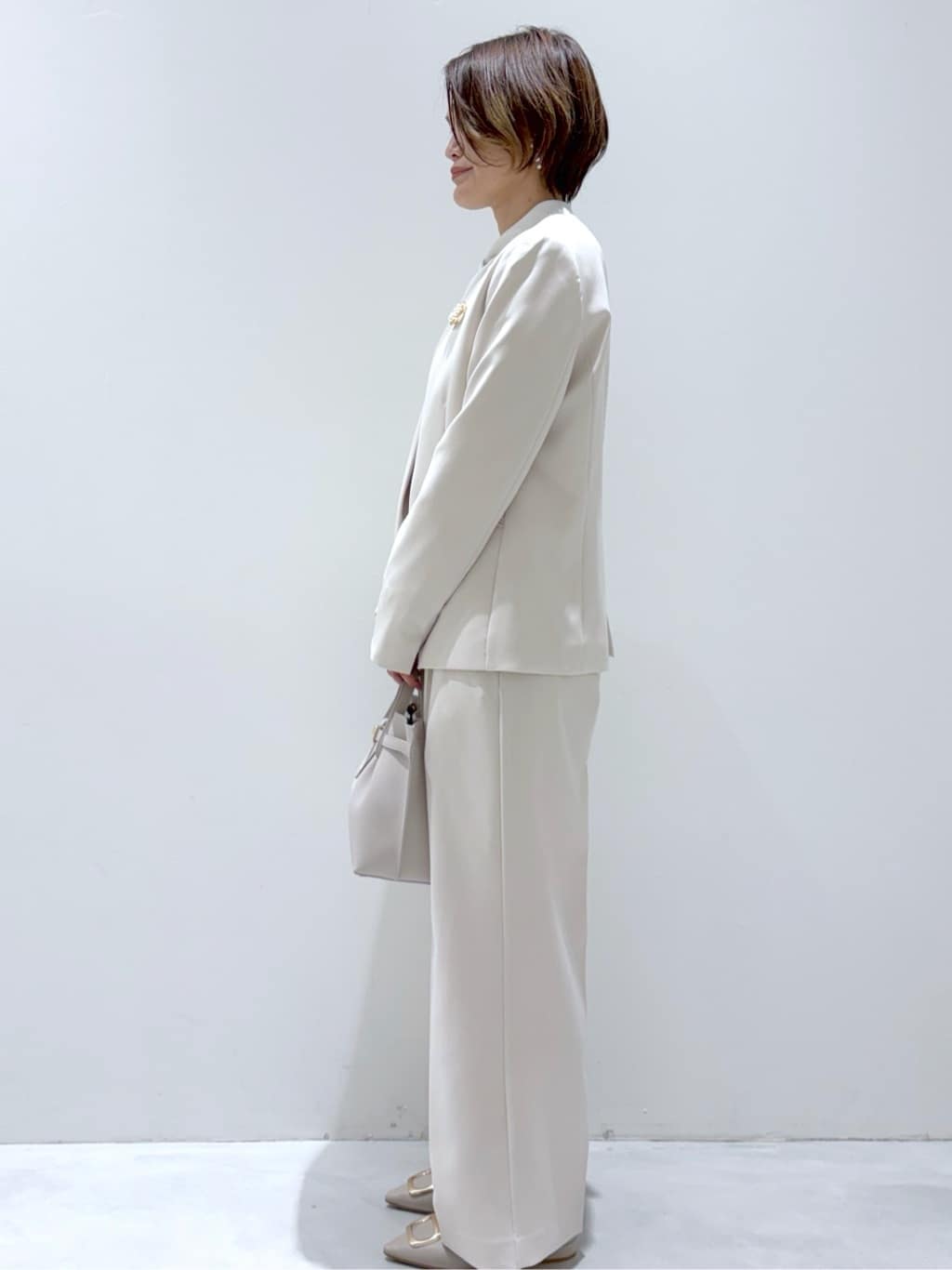 こじさんの「OPAQUE.CLIP｜《通勤／セットアップ対応》 Vネックジャケット／ダブルクロス【洗濯機OK】」を使ったコーディネート