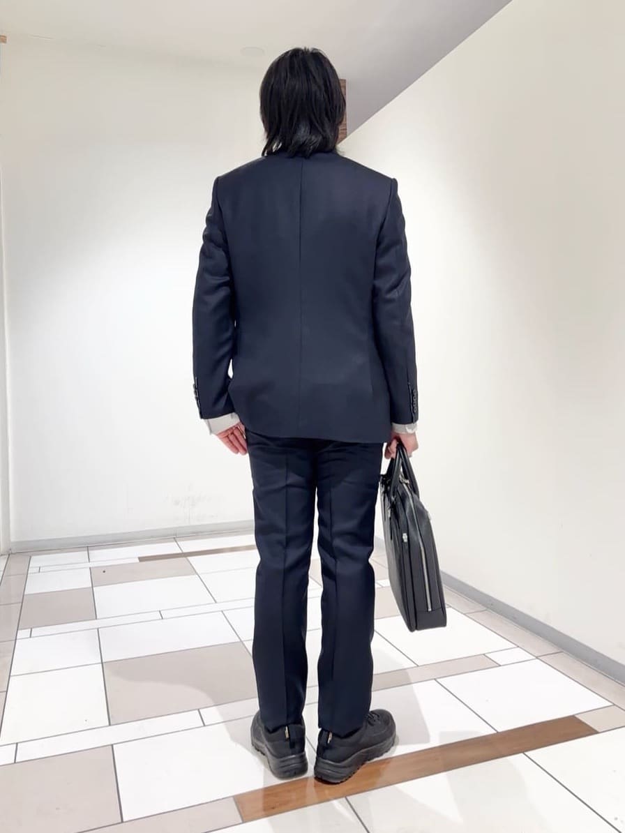 及川さんの「TAKEO KIKUCHI｜【Made in JAPAN】立菱（たてびし）スーツ」を使ったコーディネート