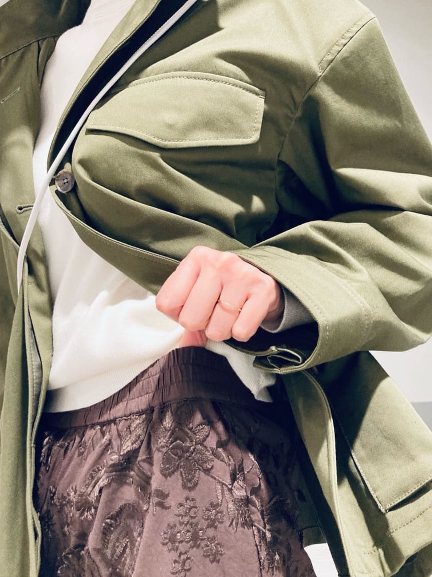 Furuさんの「DRESSTERIOR｜【ウォッシャブル/ウエストゴム】コットンエンブロイダリー イージーパンツ」を使ったコーディネート
