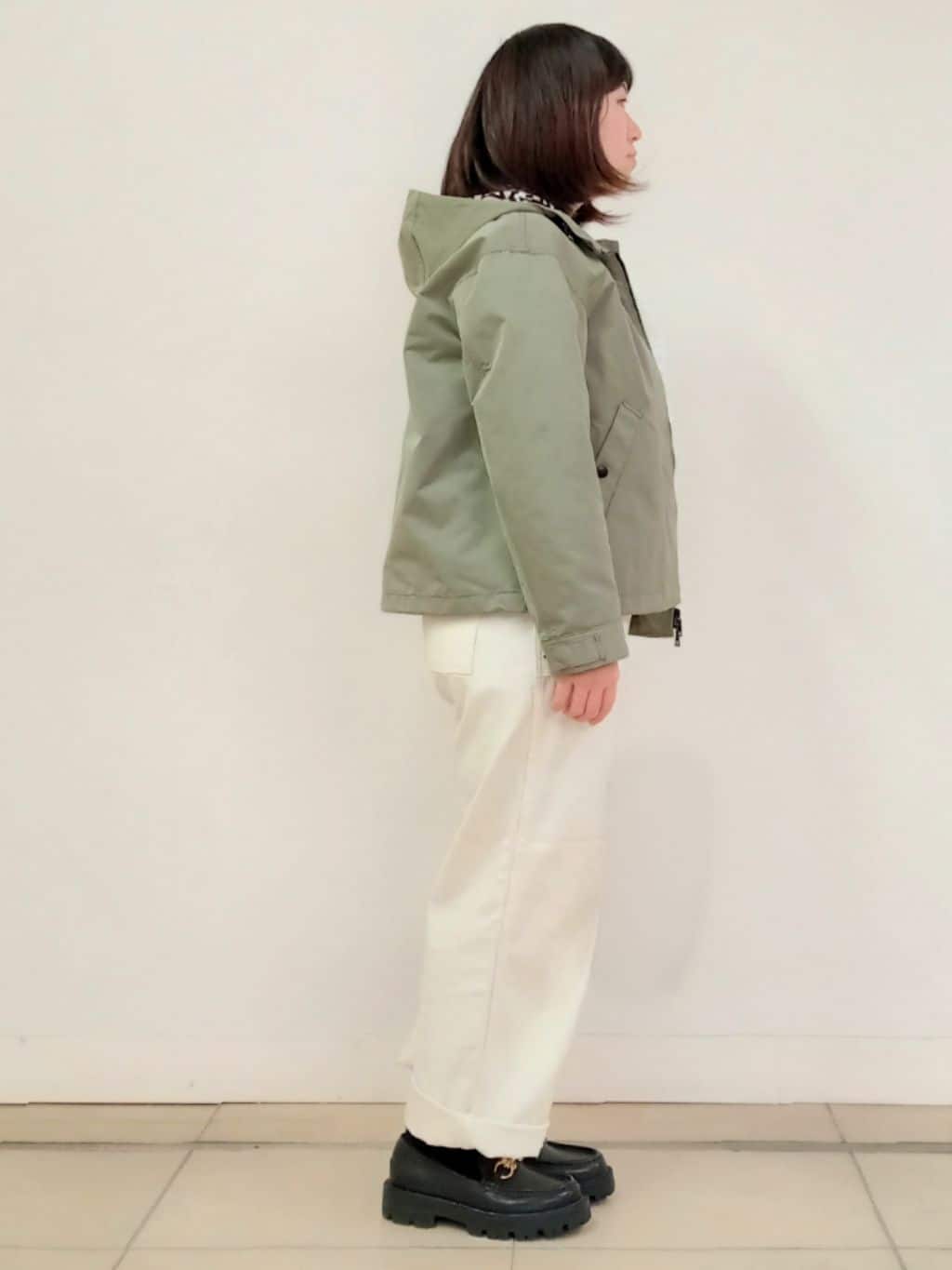 emiさんの「DRESSTERIOR｜【ウォッシャブル/撥水素材】撥水ツイル マウンテンパーカー」を使ったコーディネート